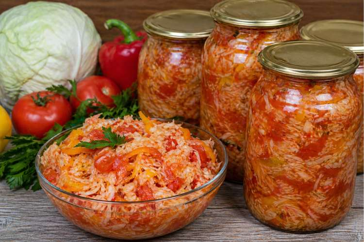 10 самых популярных салатов на зиму